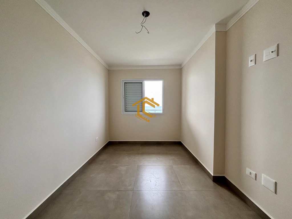 Apartamento em Praia Grande, no bairro Real