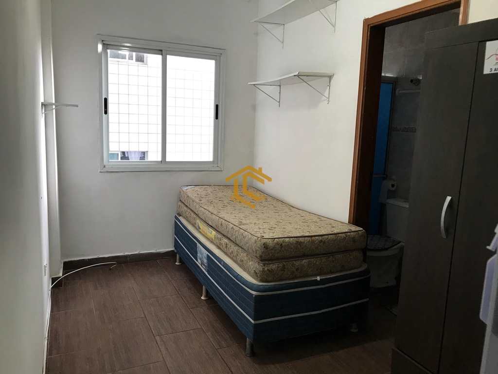 Kitnet em Praia Grande, no bairro Caiçara