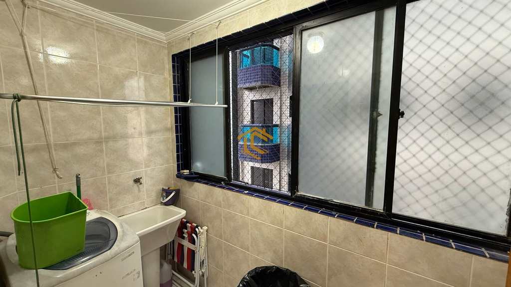 Apartamento em Praia Grande, no bairro Caiçara