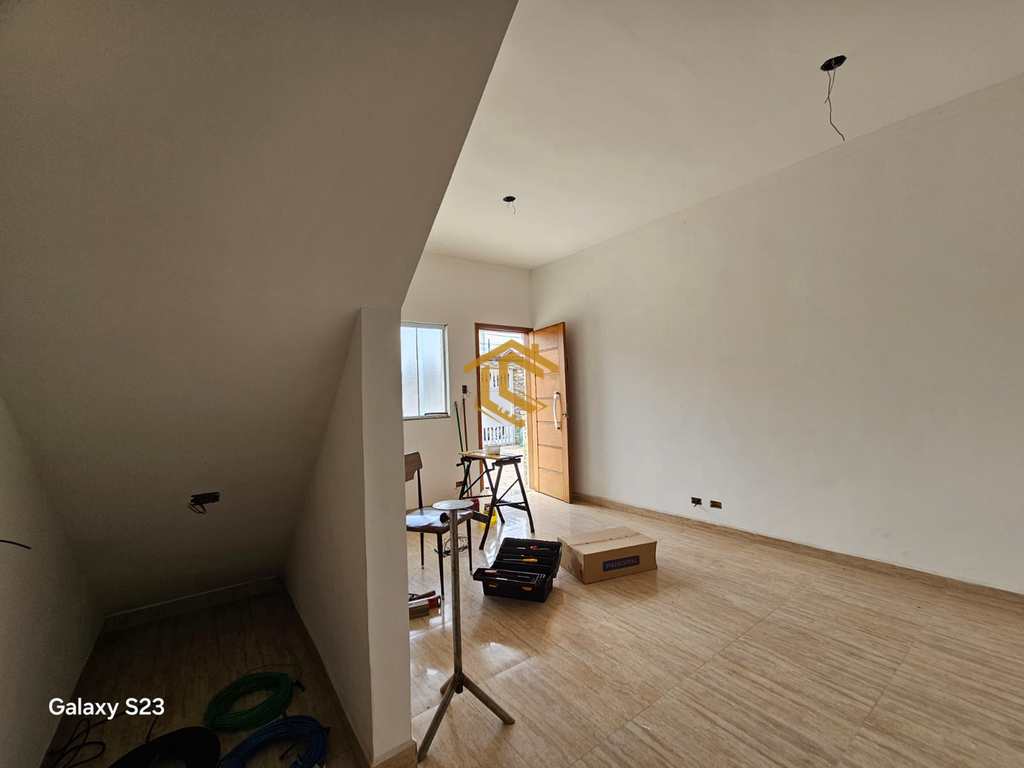 Casa de Condomínio em Praia Grande, no bairro Mirim