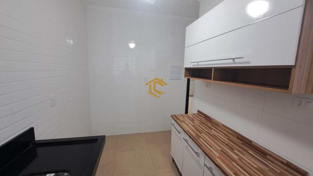 Apartamento em Praia Grande, no bairro Caiçara