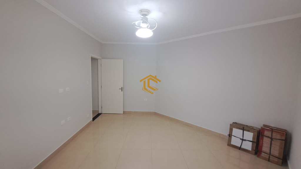 Apartamento em Praia Grande, no bairro Caiçara