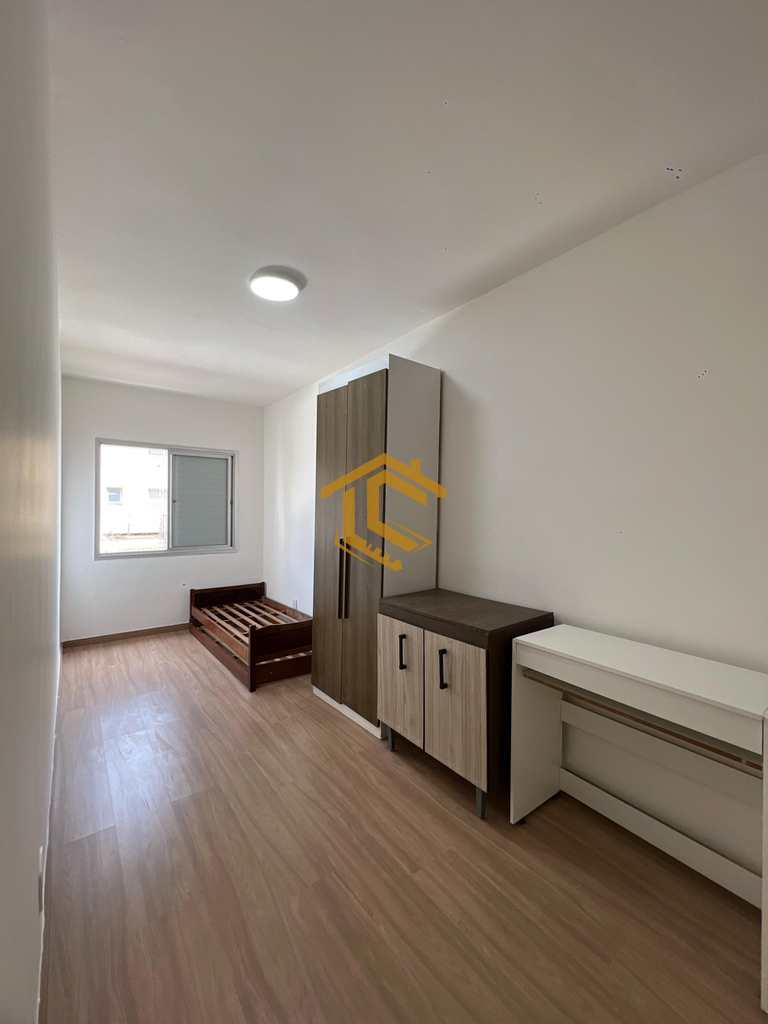 Apartamento em Praia Grande, no bairro Boqueirão