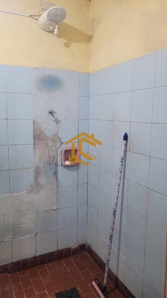 Casa em Taubaté, no bairro Parque Santo Antônio