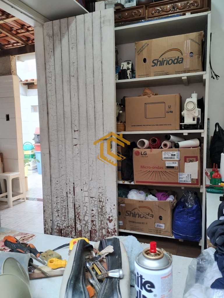 Casa em Praia Grande, no bairro Caiçara