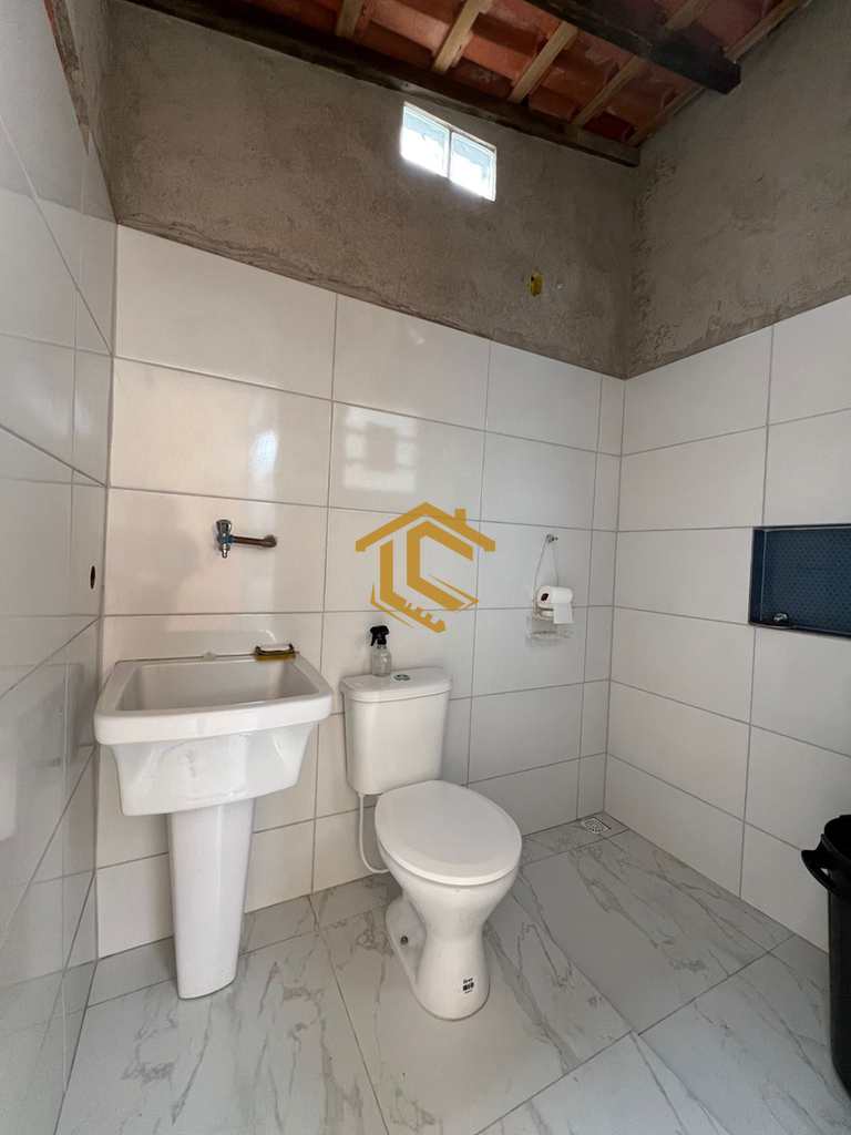 Casa em Praia Grande, no bairro Caiçara