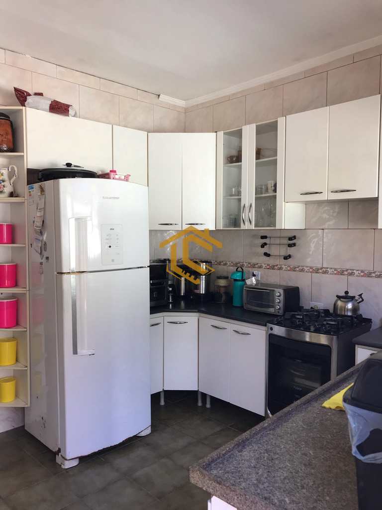 Casa em Praia Grande, no bairro Caiçara
