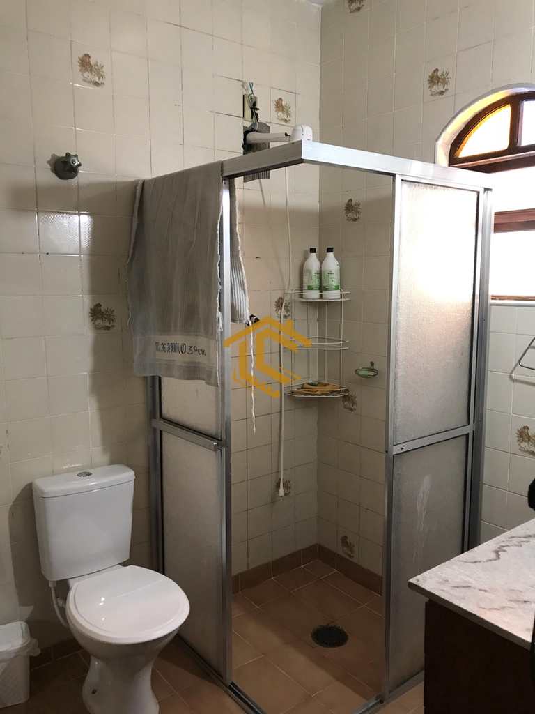 Casa em Praia Grande, no bairro Caiçara