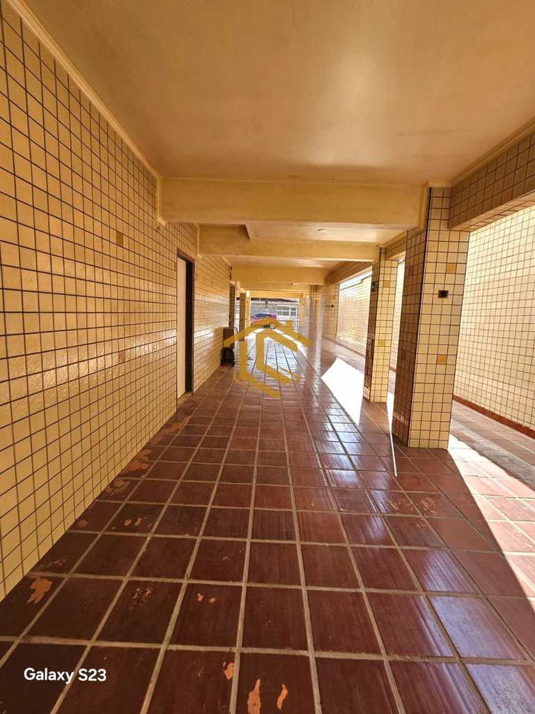 Casa em Praia Grande, no bairro Caiçara