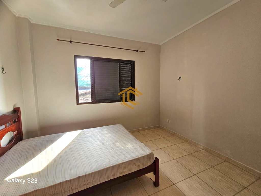 Casa em Praia Grande, no bairro Caiçara
