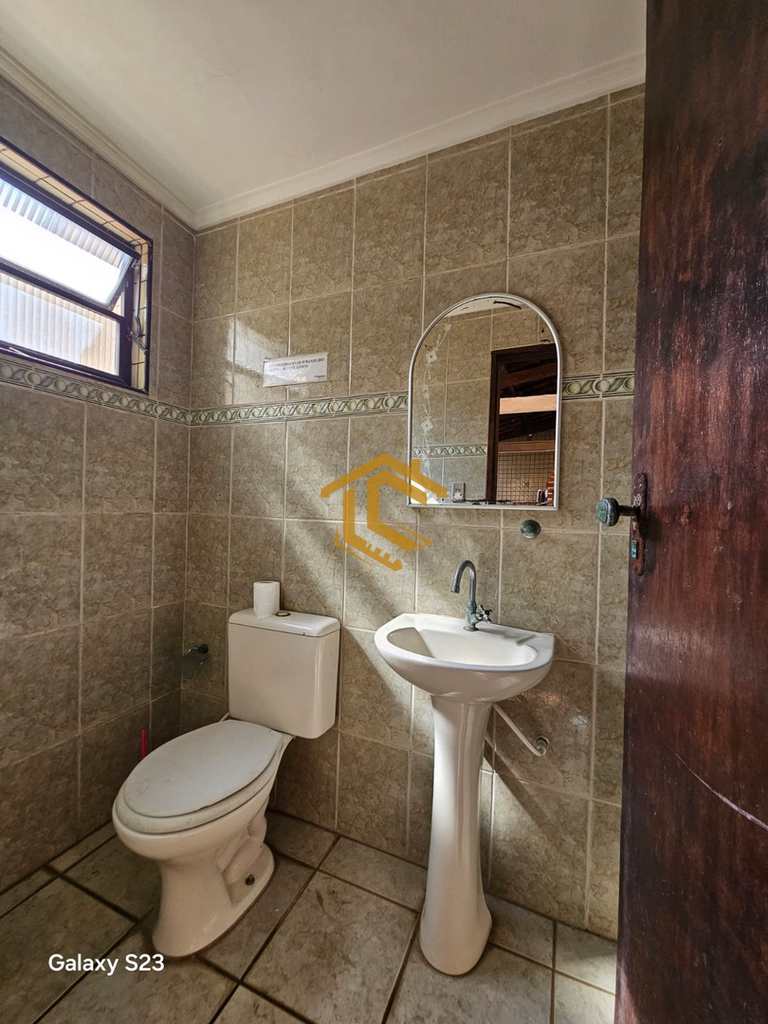 Casa em Praia Grande, no bairro Caiçara
