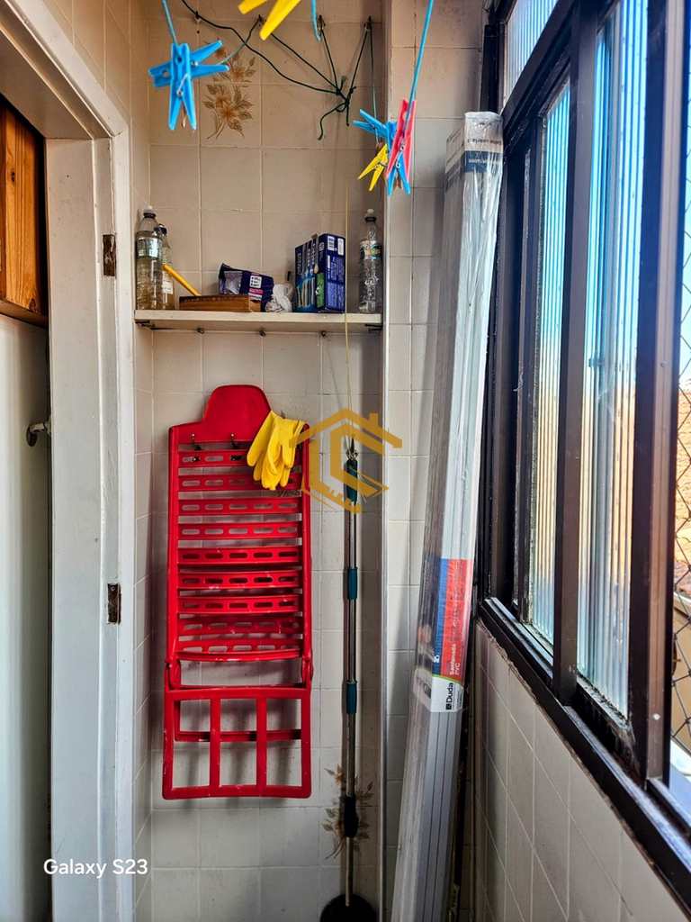 Casa em Praia Grande, no bairro Caiçara