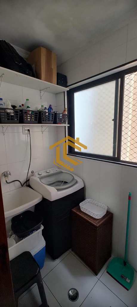 Apartamento em Praia Grande, no bairro Caiçara
