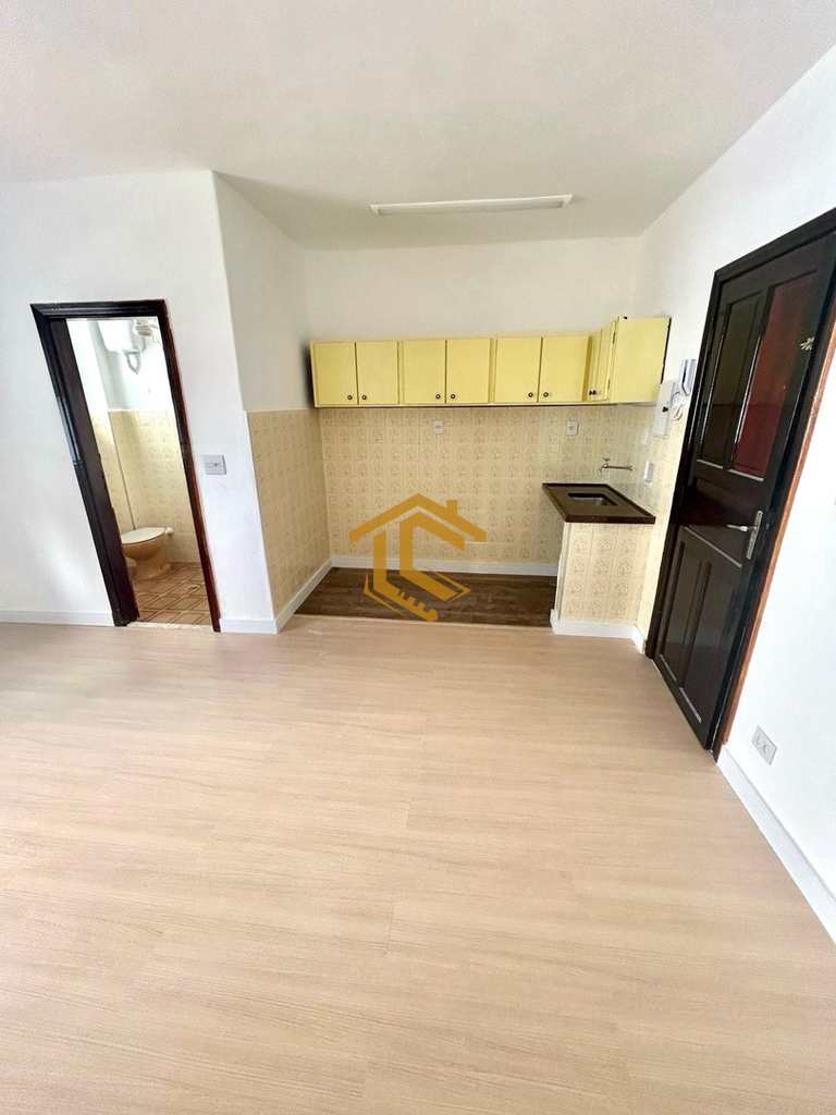 Kitnet em Praia Grande, no bairro Boqueirão