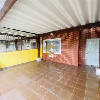Casa em Praia Grande, bairro Caiçara