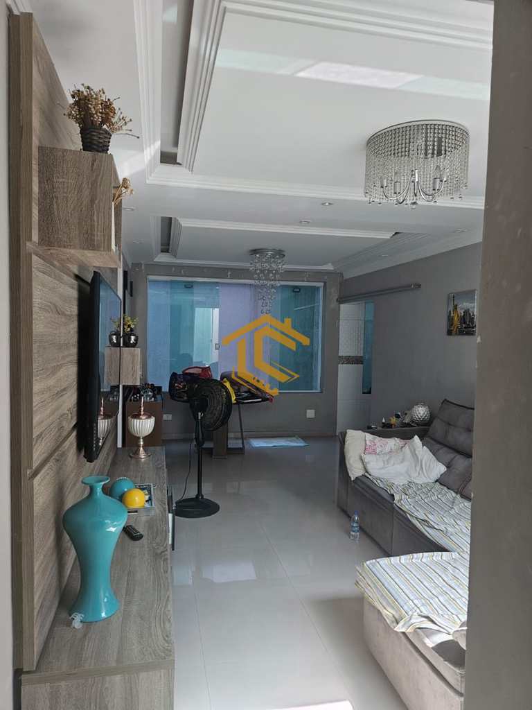 Casa em Praia Grande, no bairro Ocian