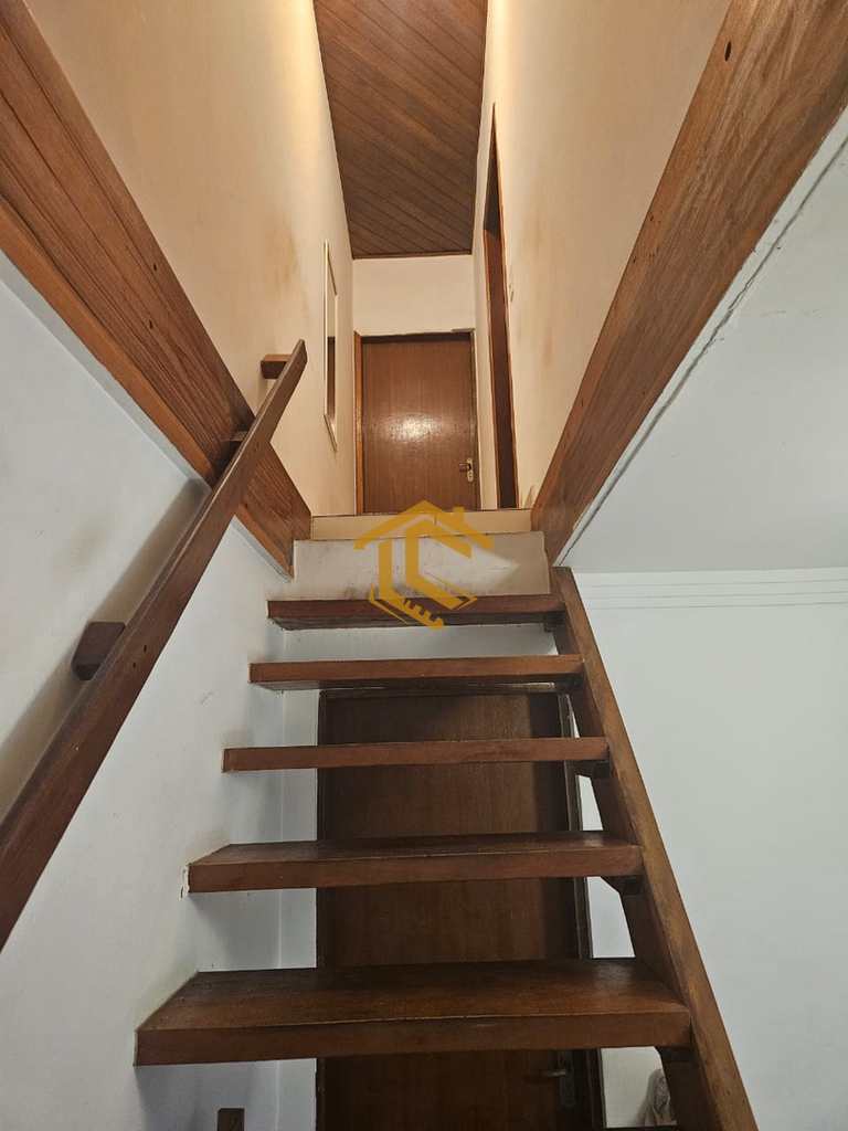 Casa em Praia Grande, no bairro Ocian