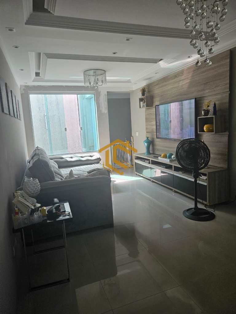 Casa em Praia Grande, no bairro Ocian