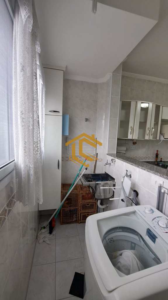 Apartamento em Praia Grande, no bairro Caiçara