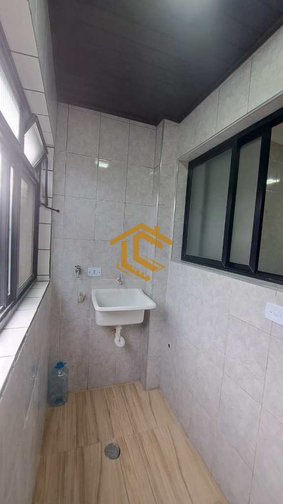 Apartamento em Praia Grande, no bairro Caiçara