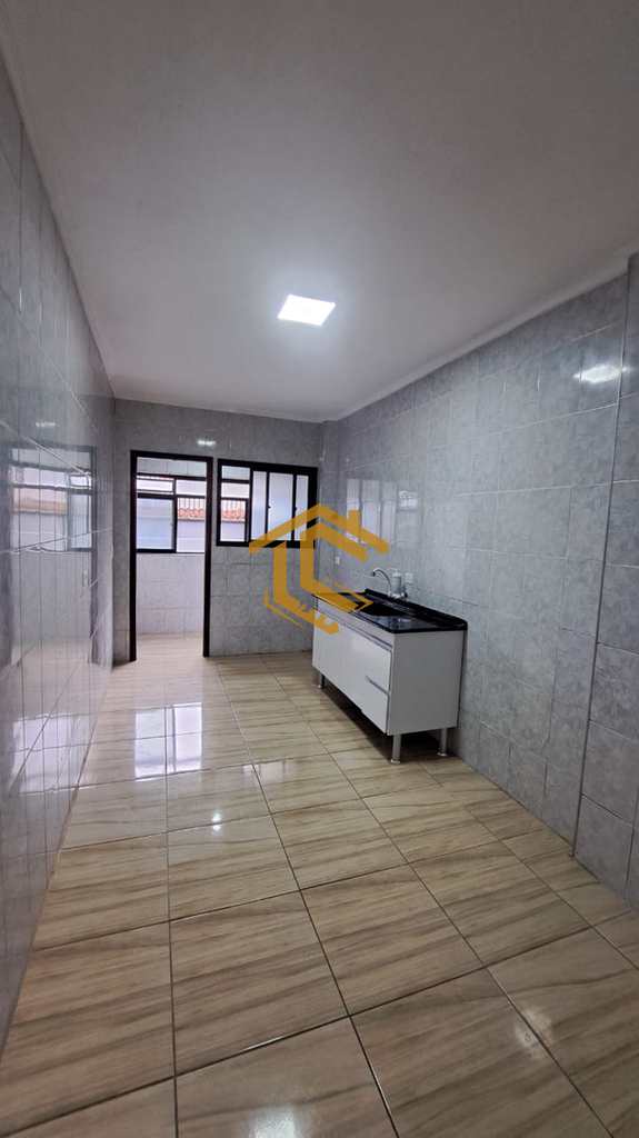 Apartamento em Praia Grande, no bairro Caiçara