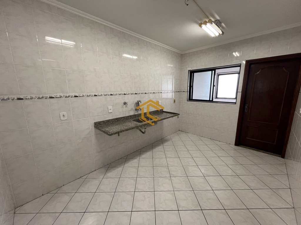 Apartamento em Praia Grande, no bairro Caiçara