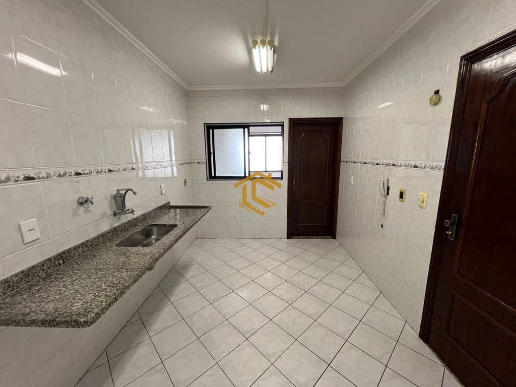 Apartamento em Praia Grande, no bairro Caiçara