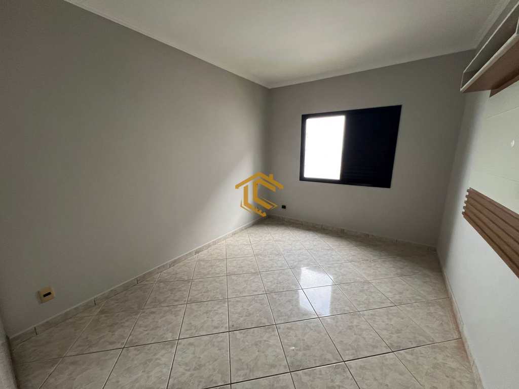Apartamento em Praia Grande, no bairro Caiçara