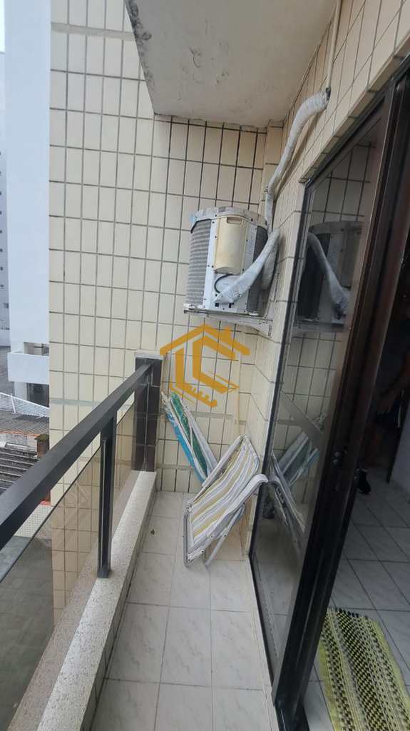 Apartamento em Praia Grande, no bairro Caiçara