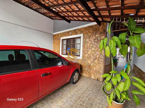 Casa, código 10496 em Praia Grande, bairro Balneário Maracanã