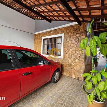 Casa em Praia Grande, bairro Balneário Maracanã