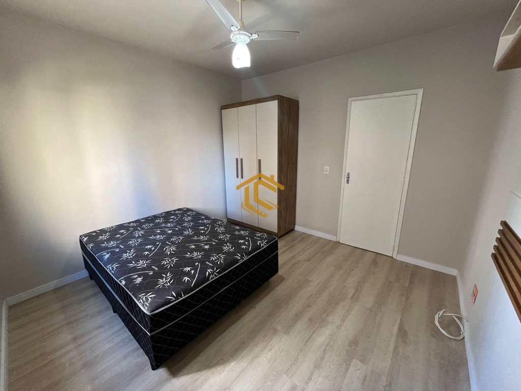 Apartamento em Praia Grande, no bairro Caiçara