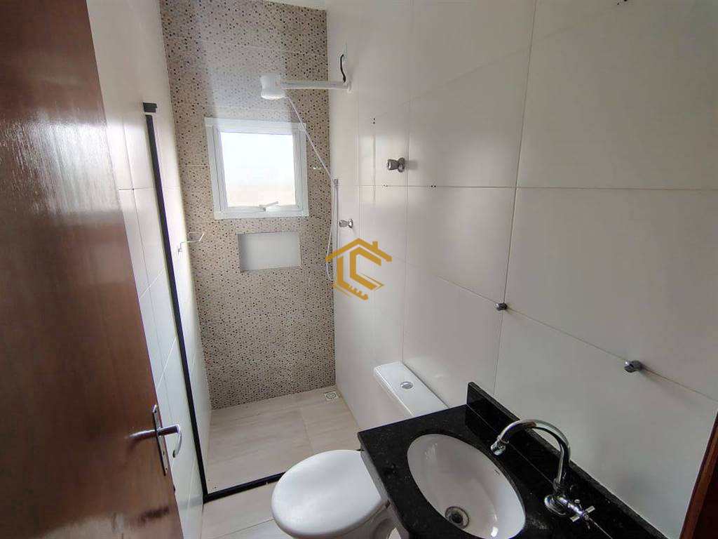 Casa em Praia Grande, no bairro Melvi