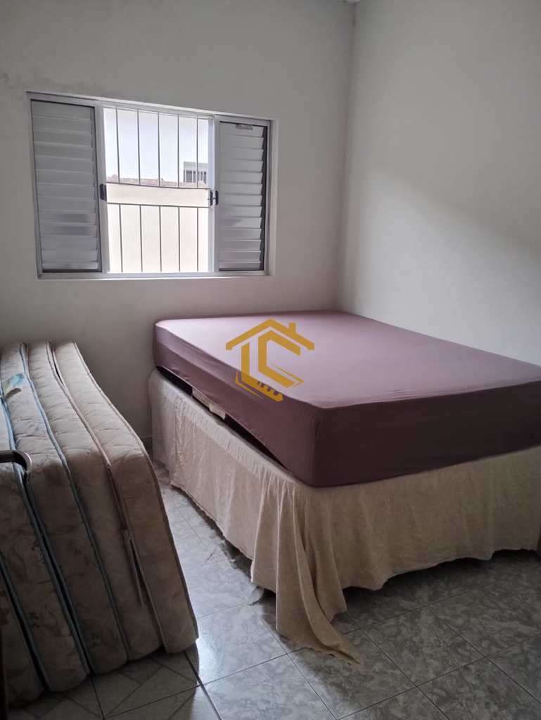 Casa em Praia Grande, no bairro Caiçara