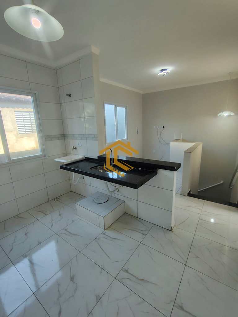 Casa em Praia Grande, no bairro Samambaia