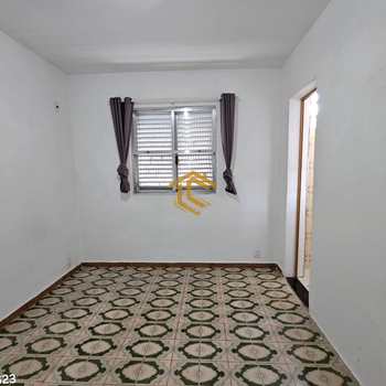 Kitnet em Praia Grande, bairro Ocian