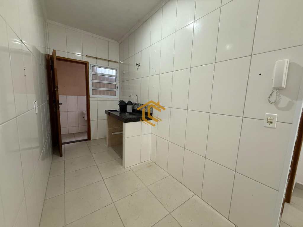 Casa em Praia Grande, no bairro Balneário Maracanã