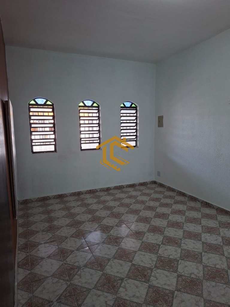 Casa em Praia Grande, no bairro Balneário Maracanã