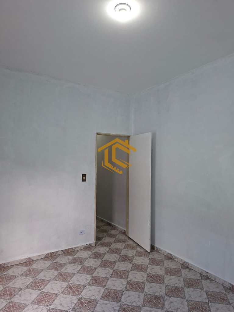 Casa em Praia Grande, no bairro Balneário Maracanã