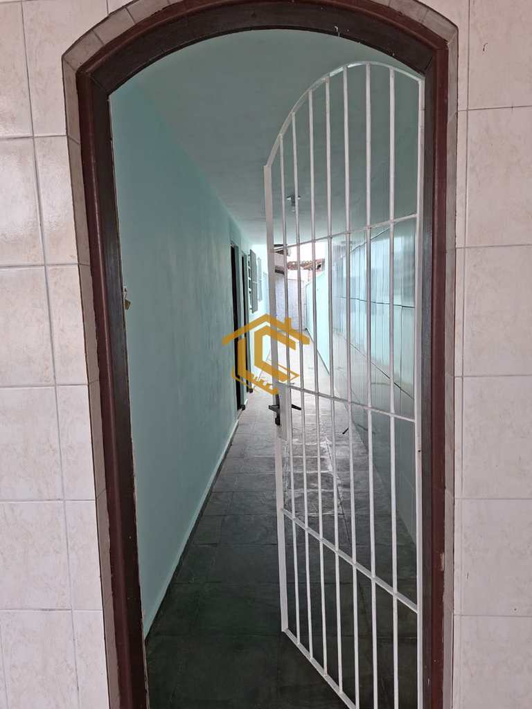 Casa em Praia Grande, no bairro Balneário Maracanã