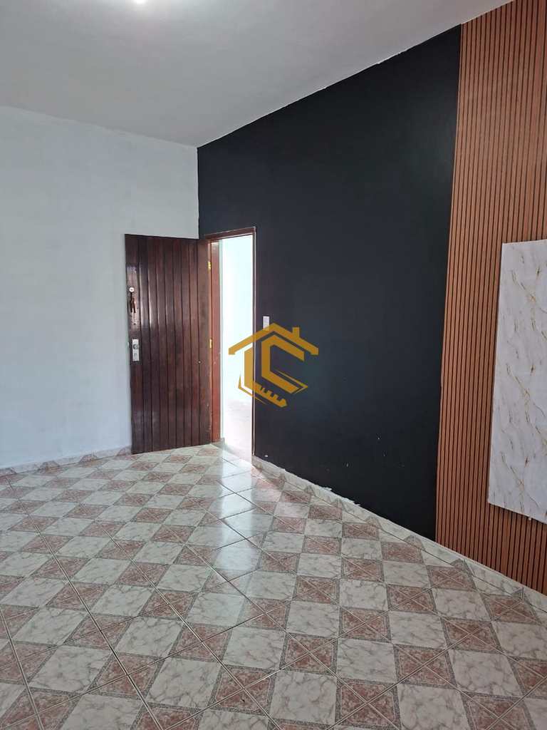 Casa em Praia Grande, no bairro Balneário Maracanã