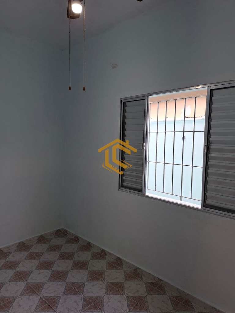 Casa em Praia Grande, no bairro Balneário Maracanã