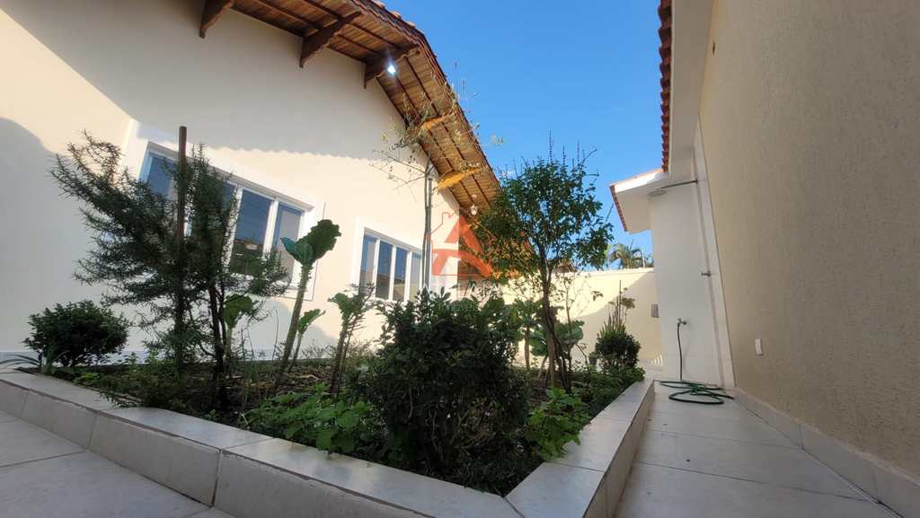 Casa em Praia Grande, no bairro Flórida