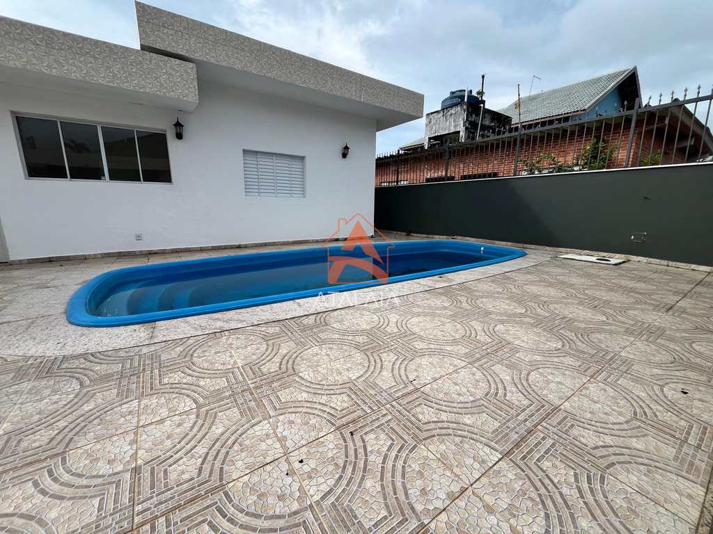Casa em Praia Grande, no bairro Flórida