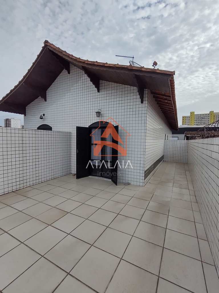 Casa em Praia Grande, no bairro Ocian