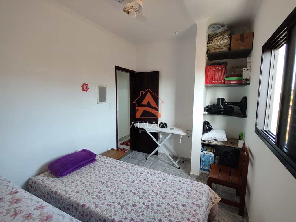 Casa em Praia Grande, no bairro Real