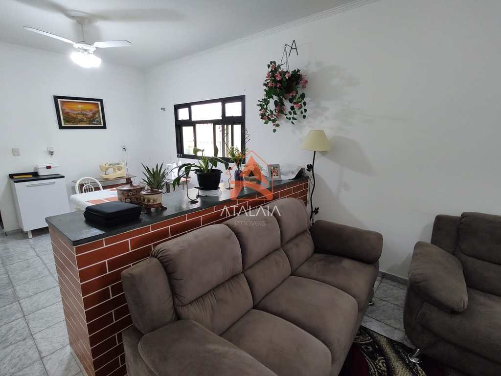 Casa em Praia Grande, no bairro Real