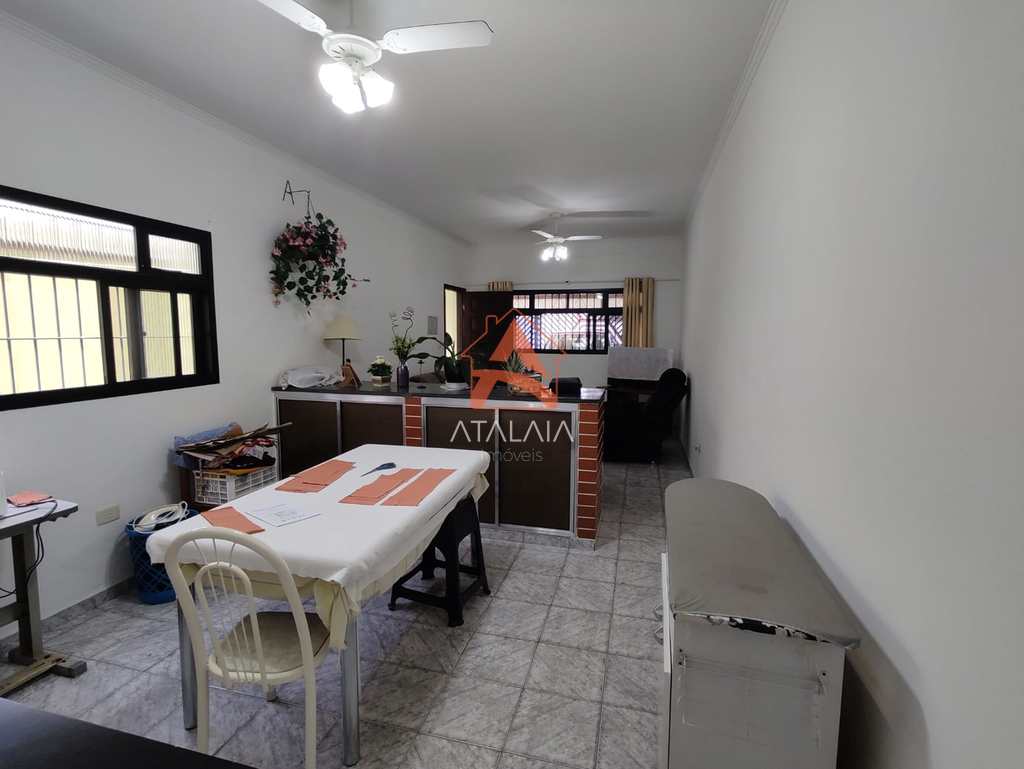 Casa em Praia Grande, no bairro Real