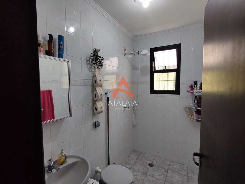 Casa em Praia Grande, no bairro Real