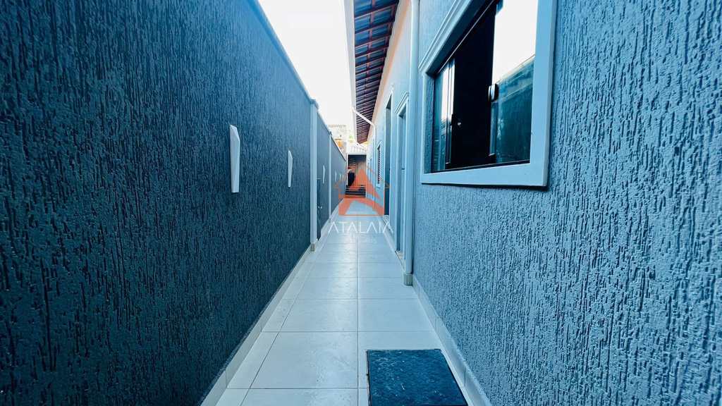 Casa em Praia Grande, no bairro Caiçara